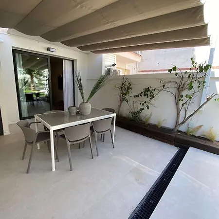 Spaces Garden Oasis 3 Bedroom 2 Bath Garden Appartamento *