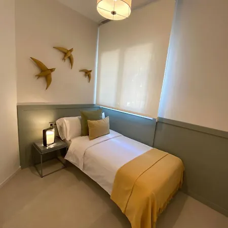 Spaces Garden Oasis 3 Bedroom 2 Bath Garden *