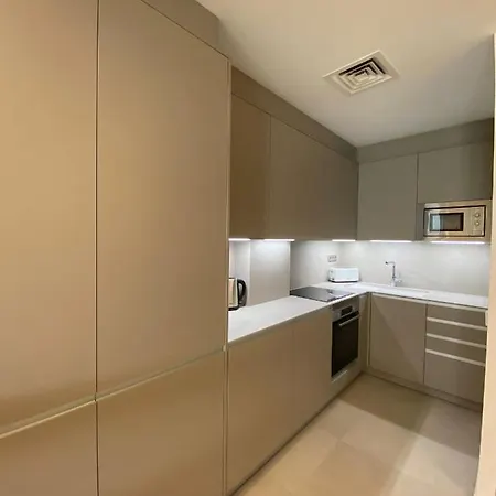 Spaces Garden Oasis 3 Bedroom 2 Bath Garden Appartamento Sitges